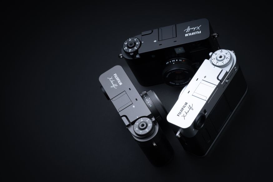 FUJIFILM X half