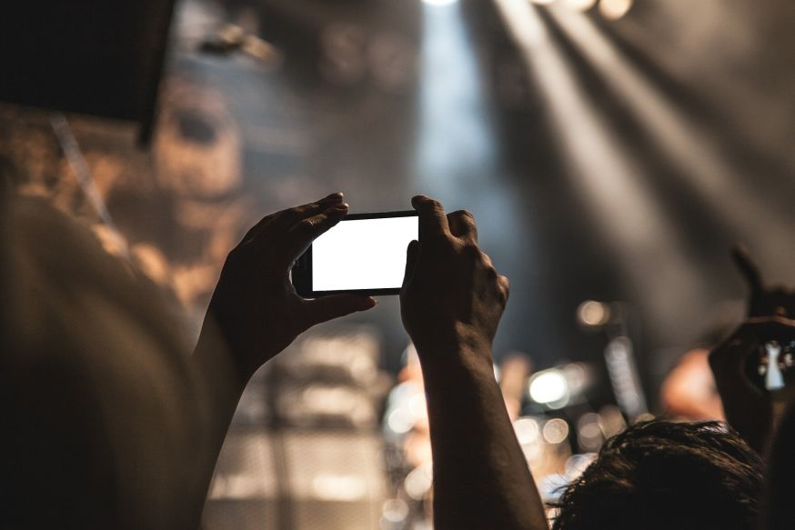 Smartphone bij concert