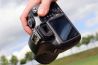 Gebruik de ‘exposure compensation’ knop op je camera